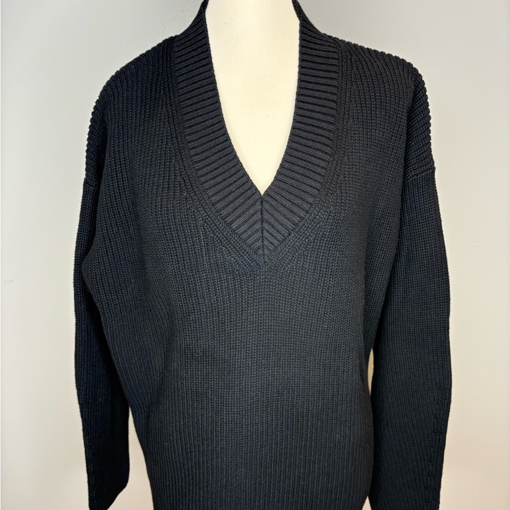 Women’s Organic Cotton Knit Black V-Neck Sweater